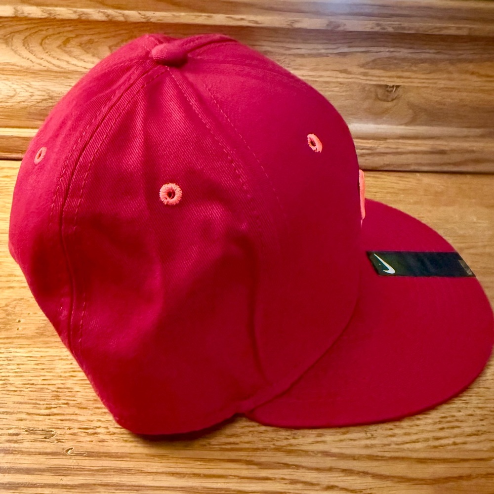 Nike Red and Orange Embroidered Cap - Picture 2 of 10